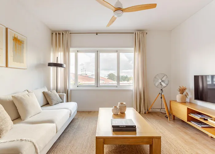 Serpa Downtown Gaia * ヴィラ・ノヴァ・デ・ガイア